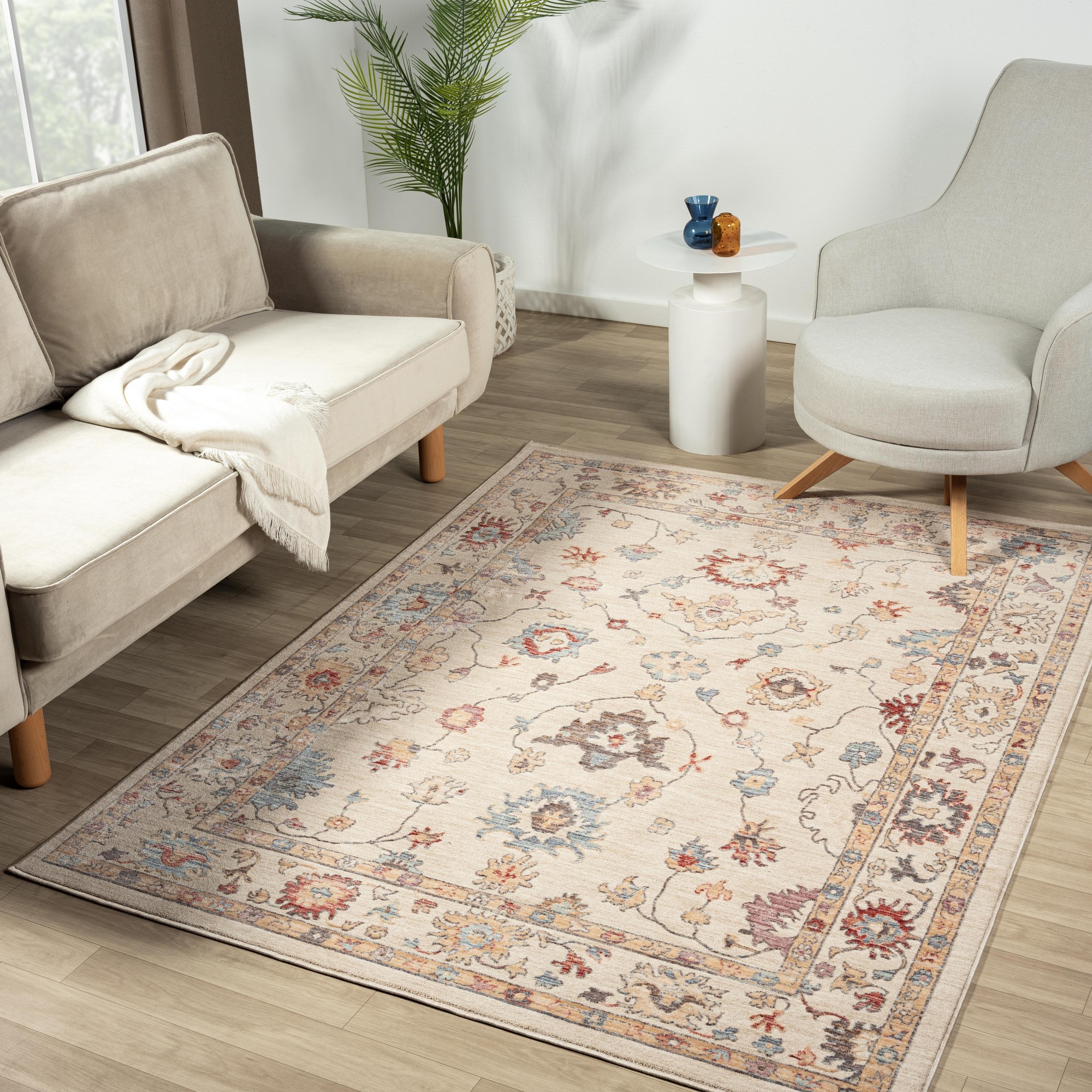 Alia 428gc Traditional Border Rugs In Beige Sand